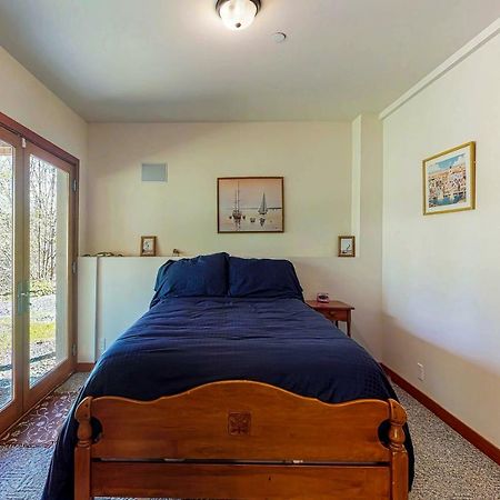 Woodland Hideaway In The Hills Villa Lake Stevens ภายนอก รูปภาพ